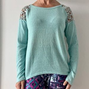 Crochet Jewel Shoulder Sweat Shirt